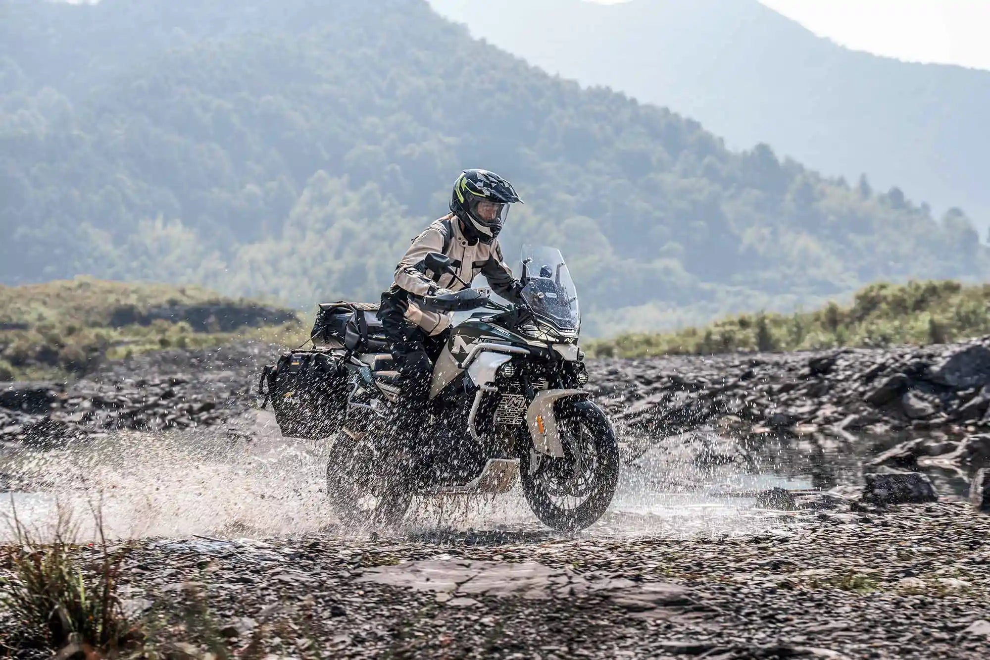 La CFMOTO 800MT désormais accessible dès le permis A2 : Une gamme trail pour tous